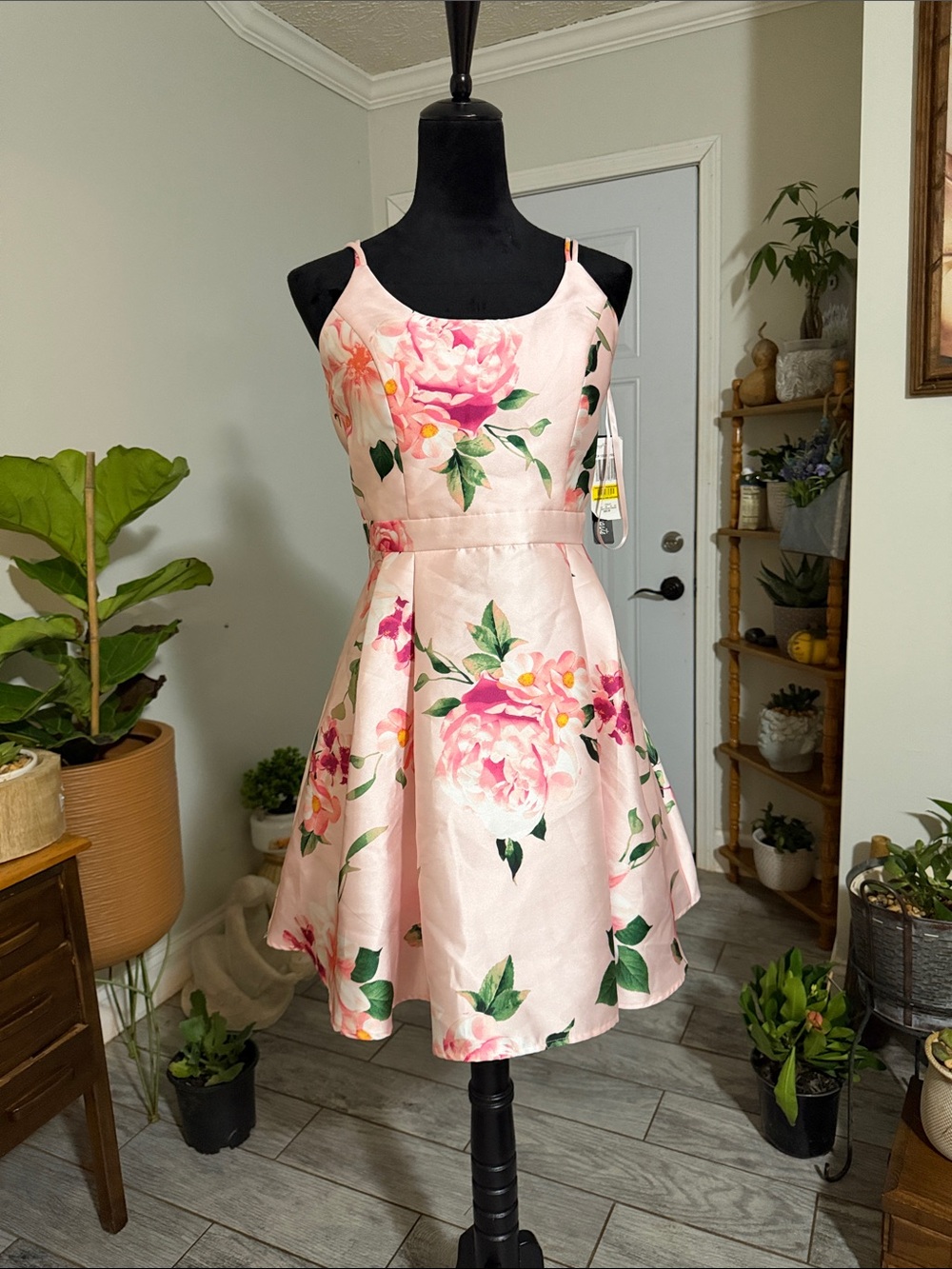 Sequin Hearts Pink Floral Midi Dress
